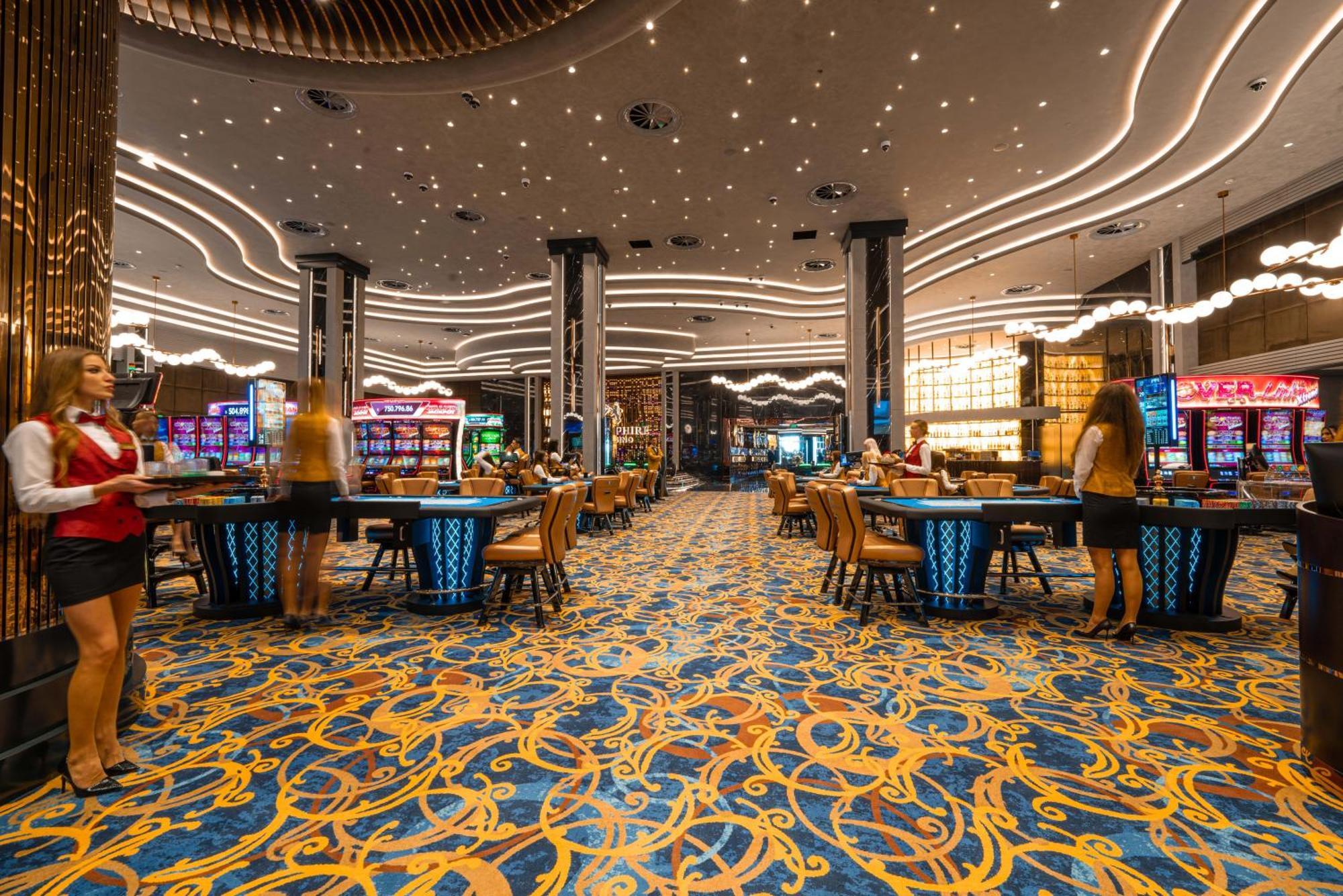 Grand Sapphire Resort & Casino Trikomo Exterior photo